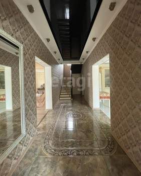 Дом 233м&sup2;, 2-этажный, участок 6 сот.  