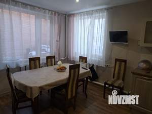 Коттедж 250м², 2-этажный, участок 6 сот.  