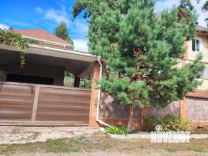 Дом 192м², 3-этажный, участок 6 сот.  