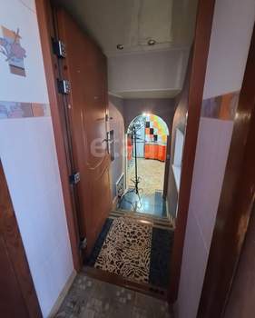 Дом 299м&sup2;, 2-этажный, участок 6 сот.  