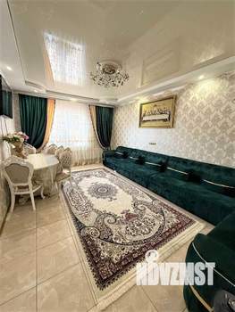 Коттедж 200м&sup2;, 2-этажный, участок 6 сот.  