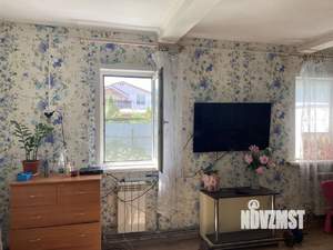 Коттедж 160м², 2-этажный, участок 6 сот.  