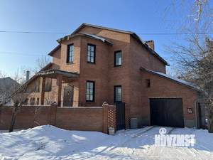 Коттедж 310м², 2-этажный, участок 10 сот.  