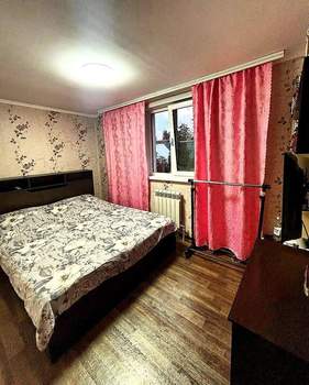 Дом 150м&sup2;, 3-этажный, участок 4 сот.  