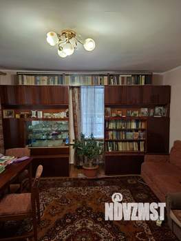 Дом 145м&sup2;, 2-этажный, участок 6 сот.  