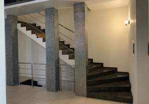 Дом 354м&sup2;, 3-этажный, участок 7 сот.  