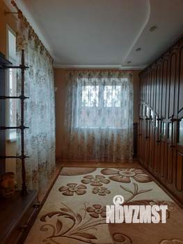 Дом 377м&sup2;, 3-этажный, участок 5 сот.  