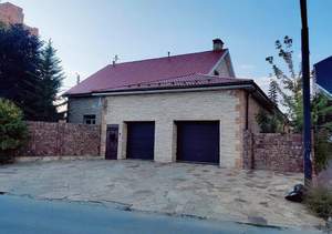 Дом 398м&sup2;, 2-этажный, участок 9 сот.  