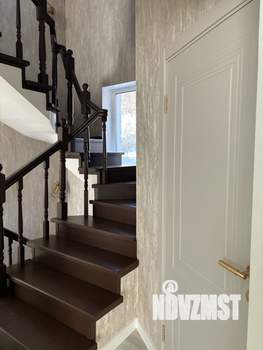 Дом 192м&sup2;, 3-этажный, участок 6 сот.  