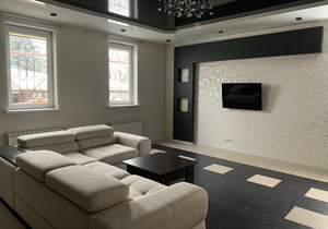 Дом 354м&sup2;, 3-этажный, участок 7 сот.  