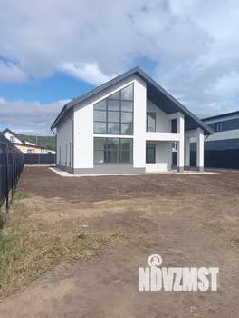 Дом 207м², 2-этажный, участок 10 сот.  