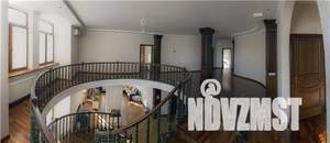 Коттедж 840м², 3-этажный, участок 14 сот.  