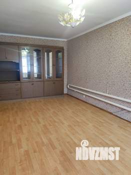 Дом 150м², 2-этажный, участок 6 сот.  