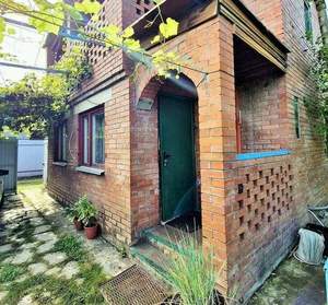 Дом 50м², 2-этажный, участок 5 сот.  