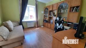 Коттедж 253м², 3-этажный, участок 7 сот.  