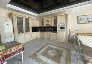 Дом 233м², 2-этажный, участок 6 сот.  