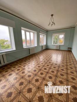 Дом 502м², 2-этажный, участок 15 сот.  