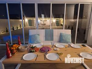 Коттедж 190м&sup2;, 1-этажный, участок 7 сот.  