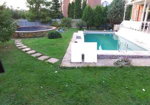 Дом 250м&sup2;, 2-этажный, участок 0 сот.  