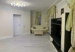 Дом 250м&sup2;, 2-этажный, участок 0 сот.  