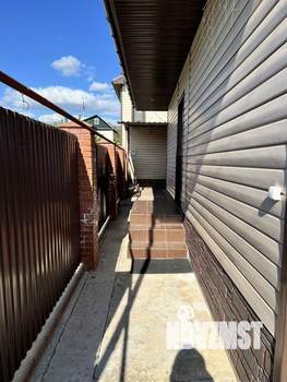 Дом 180м&sup2;, 2-этажный, участок 6 сот.  