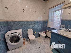 Дом 299м², 2-этажный, участок 6 сот.  