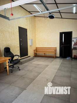 Коттедж 265м&sup2;, 2-этажный, участок 6 сот.  