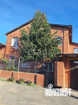 Дом 299м², 2-этажный, участок 6 сот.  