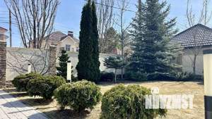 Коттедж 354м², 3-этажный, участок 9 сот.  