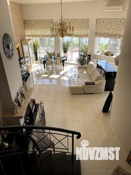 Дом 300м&sup2;, 4-этажный, участок 3 сот.  