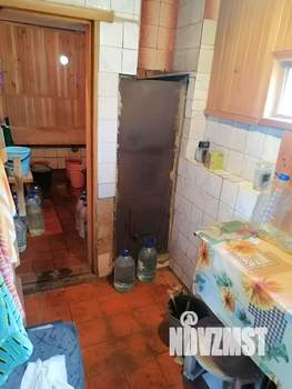 Дом 27м&sup2;, 2-этажный, участок 4 сот.  