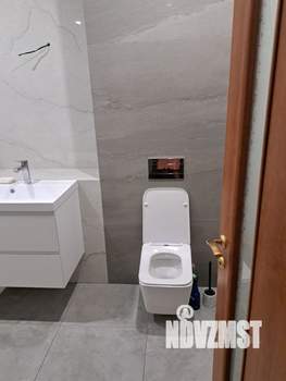 Коттедж 250м², 2-этажный, участок 6 сот.  