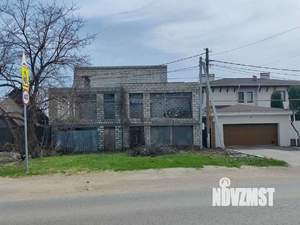 Коттедж 300м&sup2;, 3-этажный, участок 8 сот.  