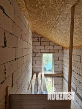 Дом 100м&sup2;, 2-этажный, участок 4 сот.  