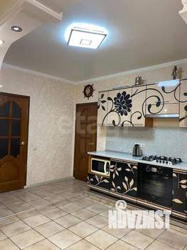 Дом 214м², 2-этажный, участок 6 сот.  