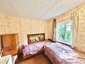 Дом 30м², 2-этажный, участок 4 сот.  