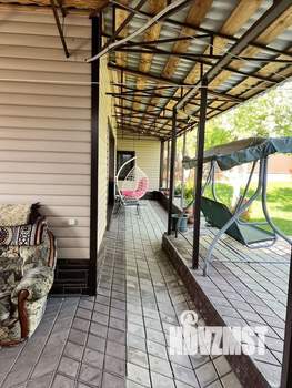 Дом 180м&sup2;, 2-этажный, участок 6 сот.  