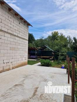 Дом 100м&sup2;, 2-этажный, участок 4 сот.  