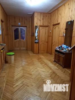 Коттедж 323м², 2-этажный, участок 6 сот.  