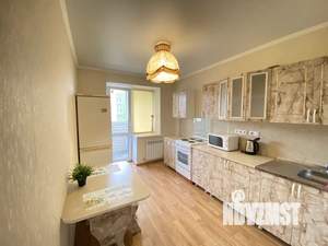 1-к квартира, посуточно, 38м2, 8/10 этаж