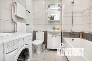 1-к квартира, посуточно, 43м2, 13/18 этаж