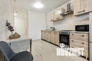 1-к квартира, посуточно, 40м2, 6/18 этаж