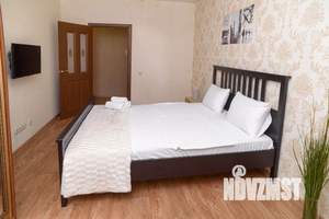 1-к квартира, посуточно, 42м2, 1/1 этаж