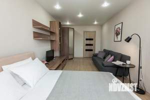1-к квартира, посуточно, 37м2, 4/10 этаж