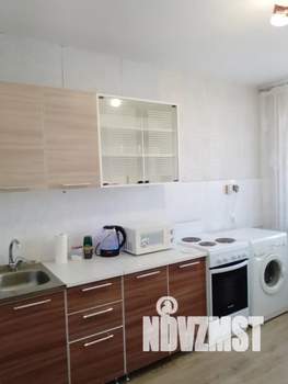 1-к квартира, посуточно, 32м2, 10/10 этаж