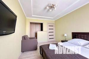 1-к квартира, посуточно, 37м2, 7/16 этаж