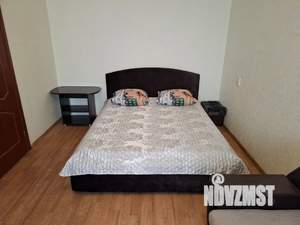 1-к квартира, посуточно, 36м2, 4/9 этаж