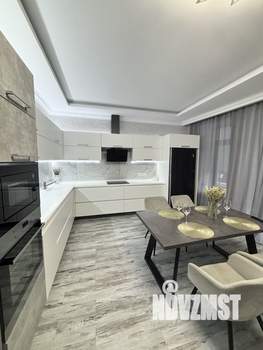 3-к квартира, на длительный срок, 130м2, 1/5 этаж