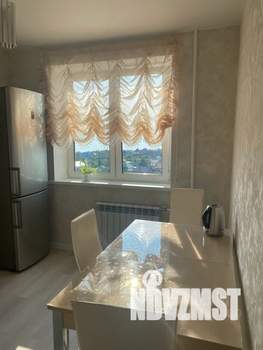 1-к квартира, посуточно, 40м2, 9/9 этаж