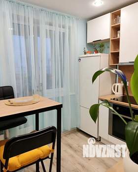 1-к квартира, посуточно, 38м2, 10/10 этаж